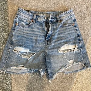 American Eagle Size 0 Baggy Mom Short